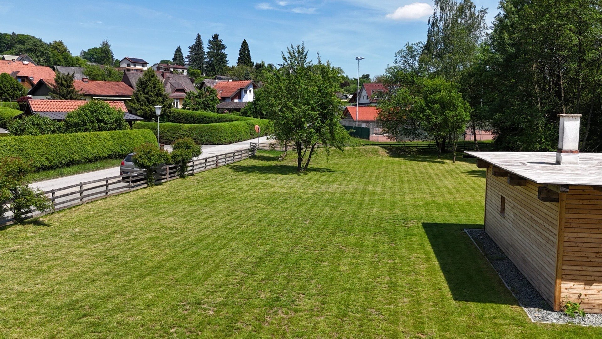 Zu Fuß vom Hauptplatz zu den Wohnungen