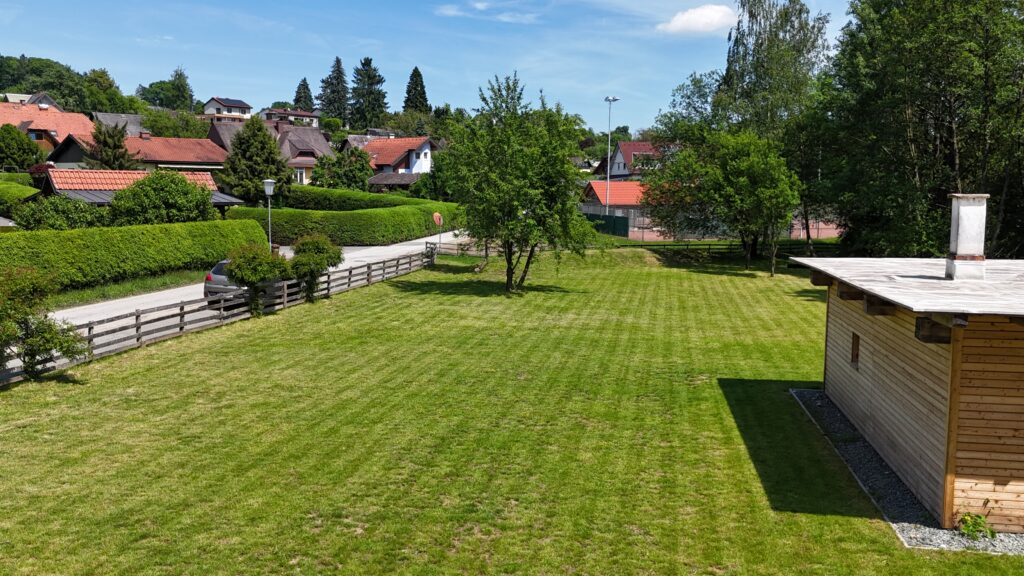 Luftaufnahme des Grundstücks und der Umgebung von Johann & Anna in Stainz